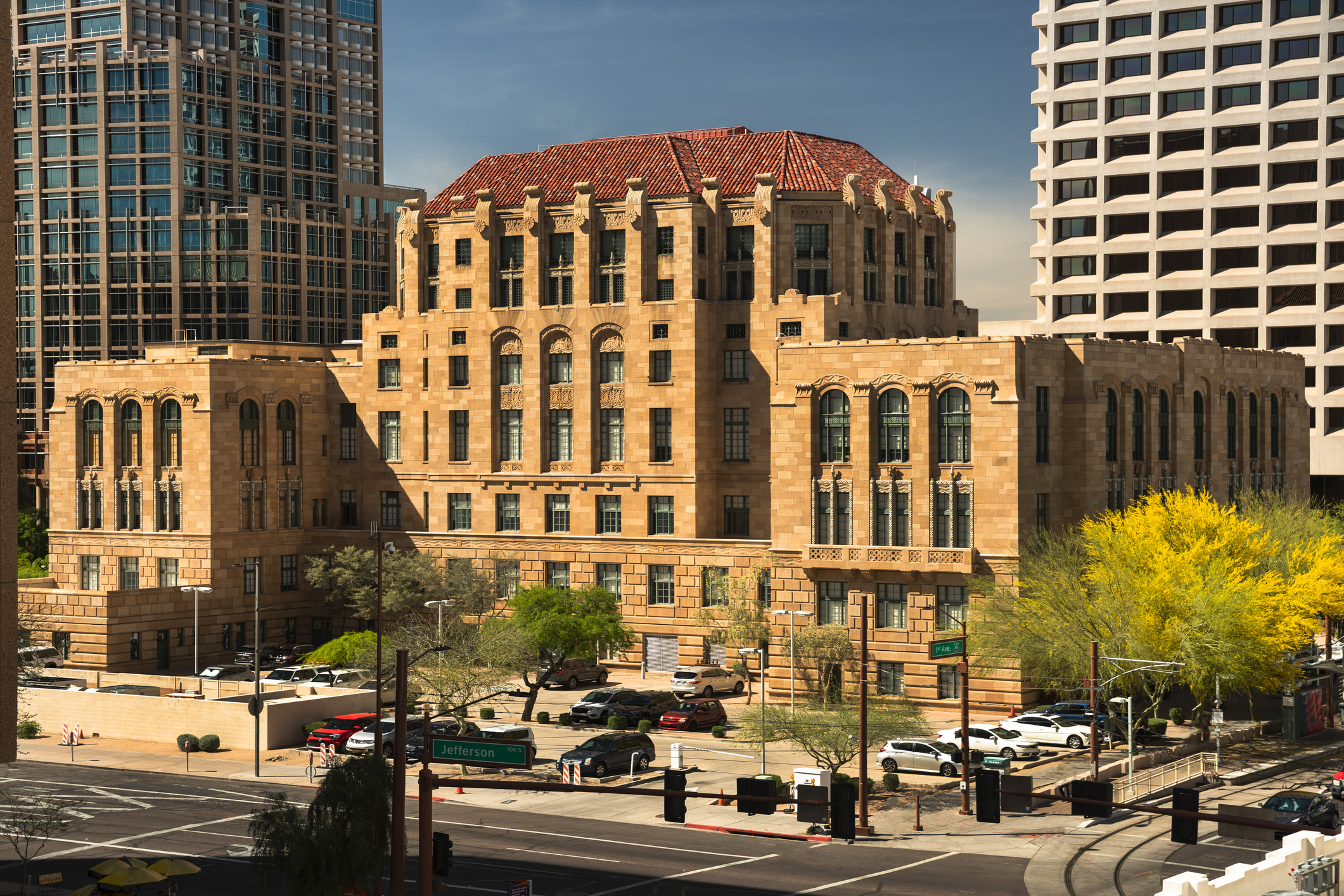 A Phoenix, Arizona courthouse exterior